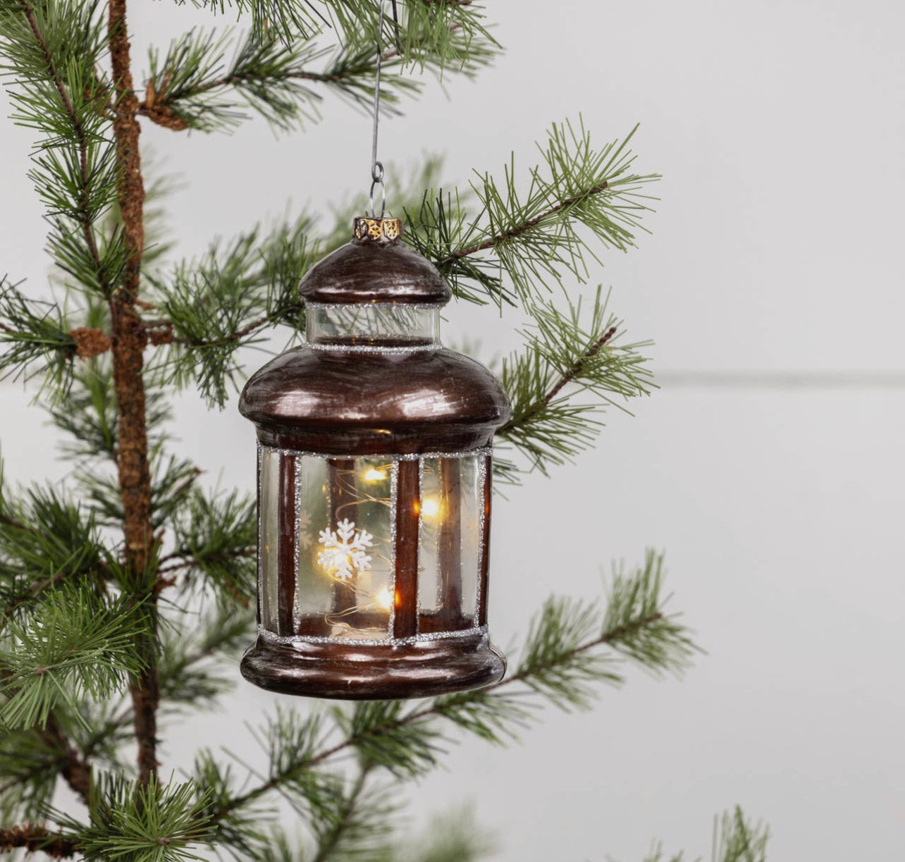 5.5” Light Up Lantern Ornament