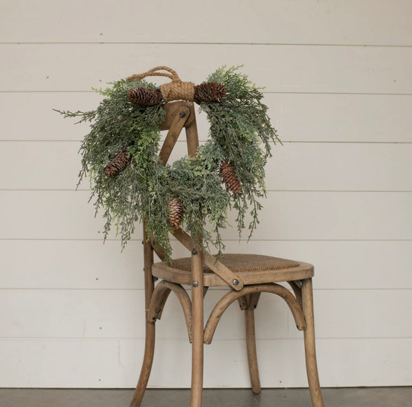 16” Snow Cedar Wreath